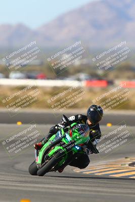 media/Jan-13-2024-SoCal Trackdays (Sat) [[9c032fe5aa]]/Turn 11 (1030am)/